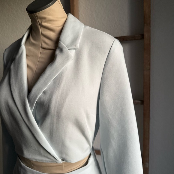 Abercrombie & Fitch Cut Out Wrap Blazer Dress NWOT sz: ST - Picture 5 of 12